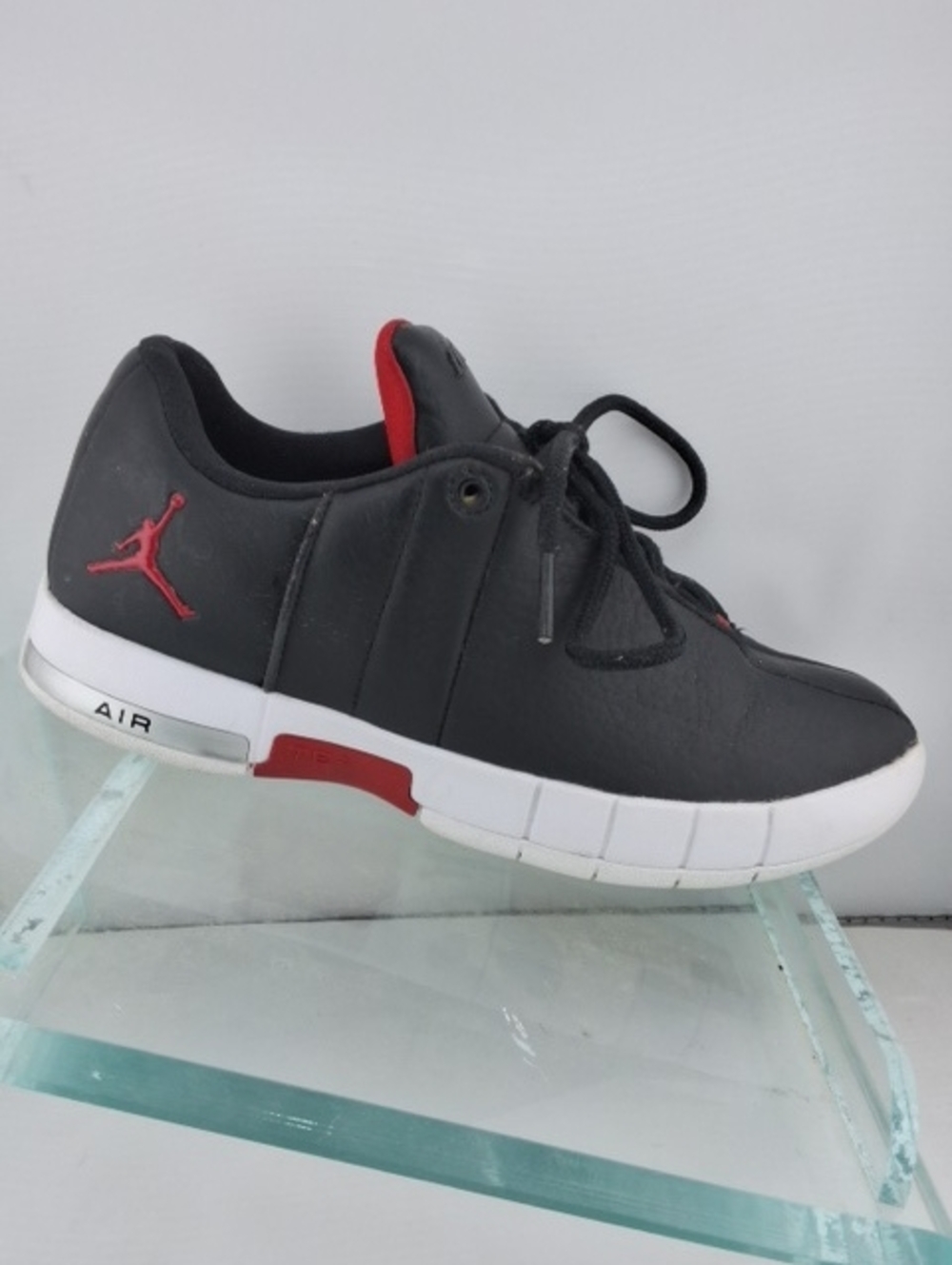 Jordan Men’s Black/Red Low-Profile Air Sneaker